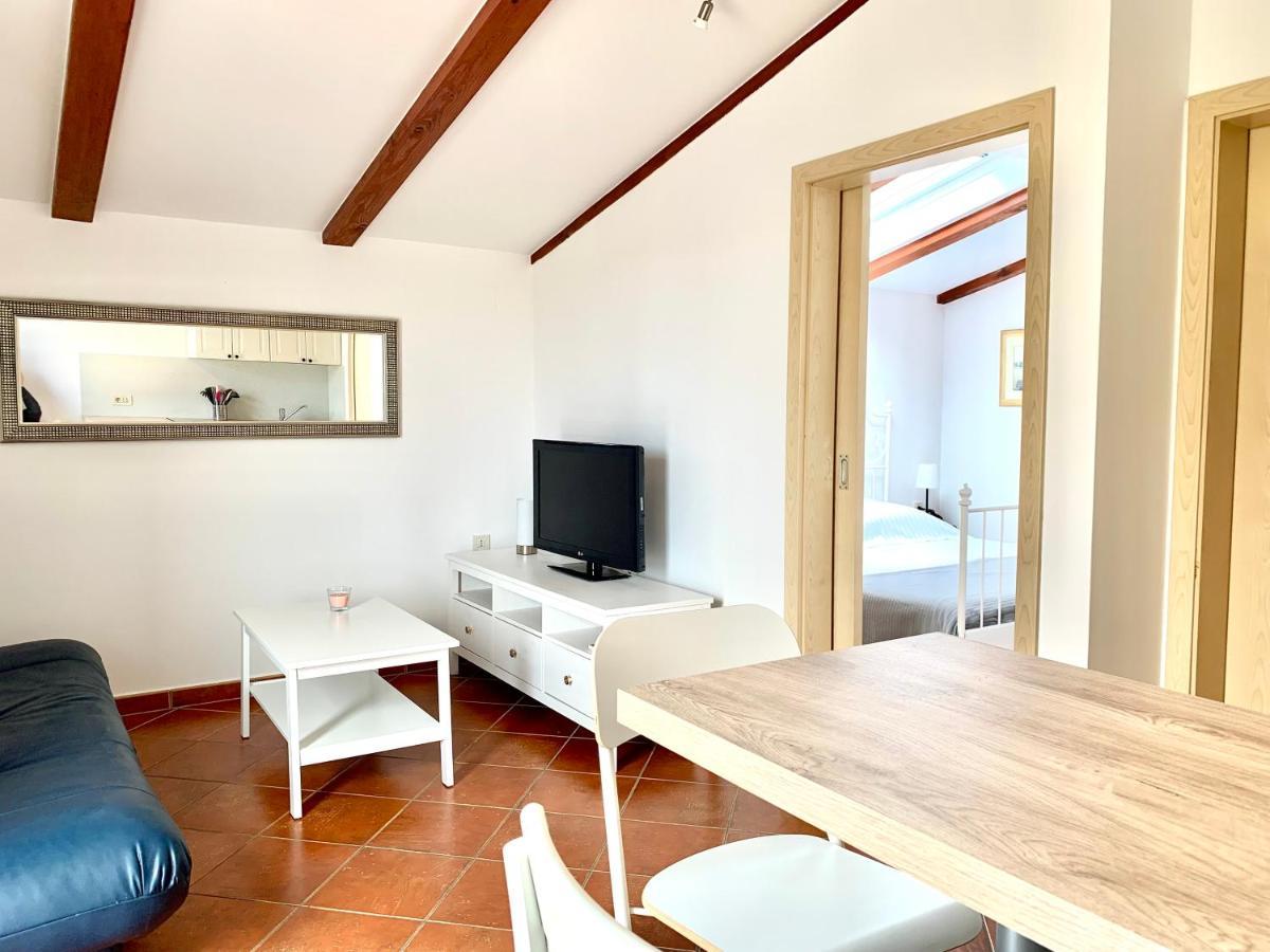 Seaside Apartments Petar คิร์ก ภายนอก รูปภาพ
