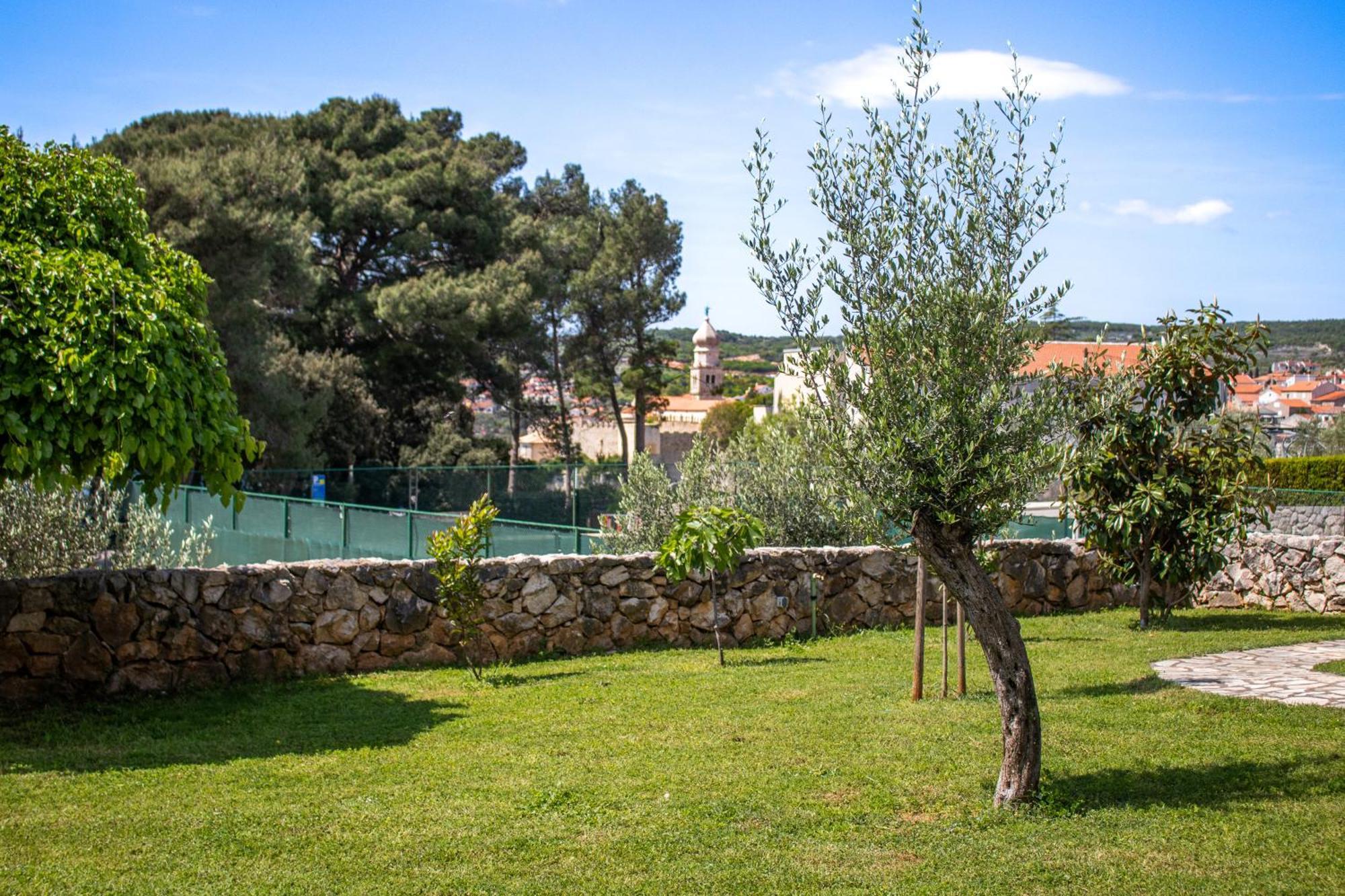 Seaside Apartments Petar คิร์ก ภายนอก รูปภาพ