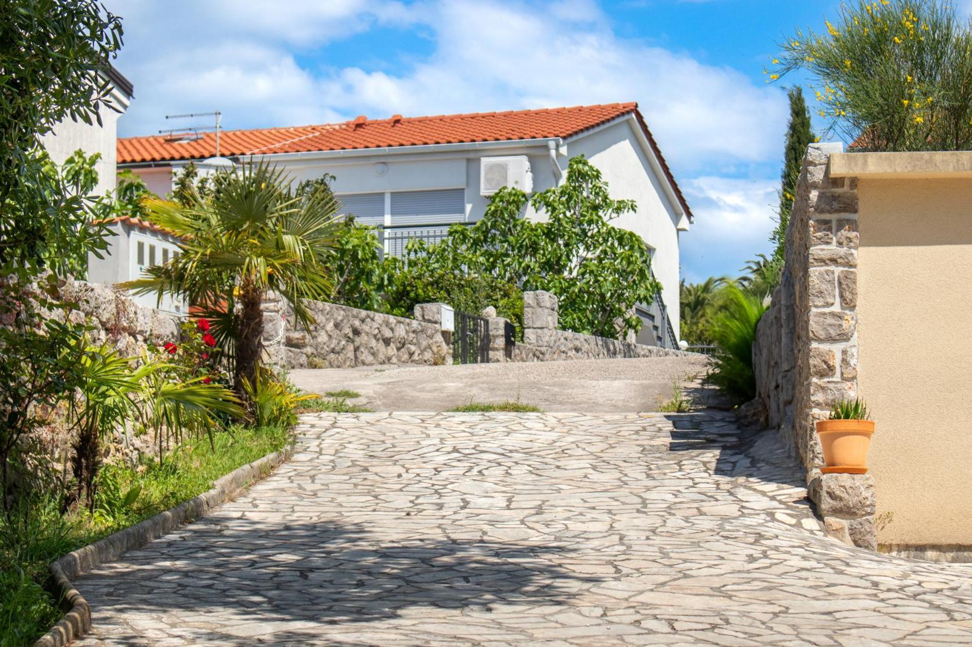 Seaside Apartments Petar คิร์ก ภายนอก รูปภาพ